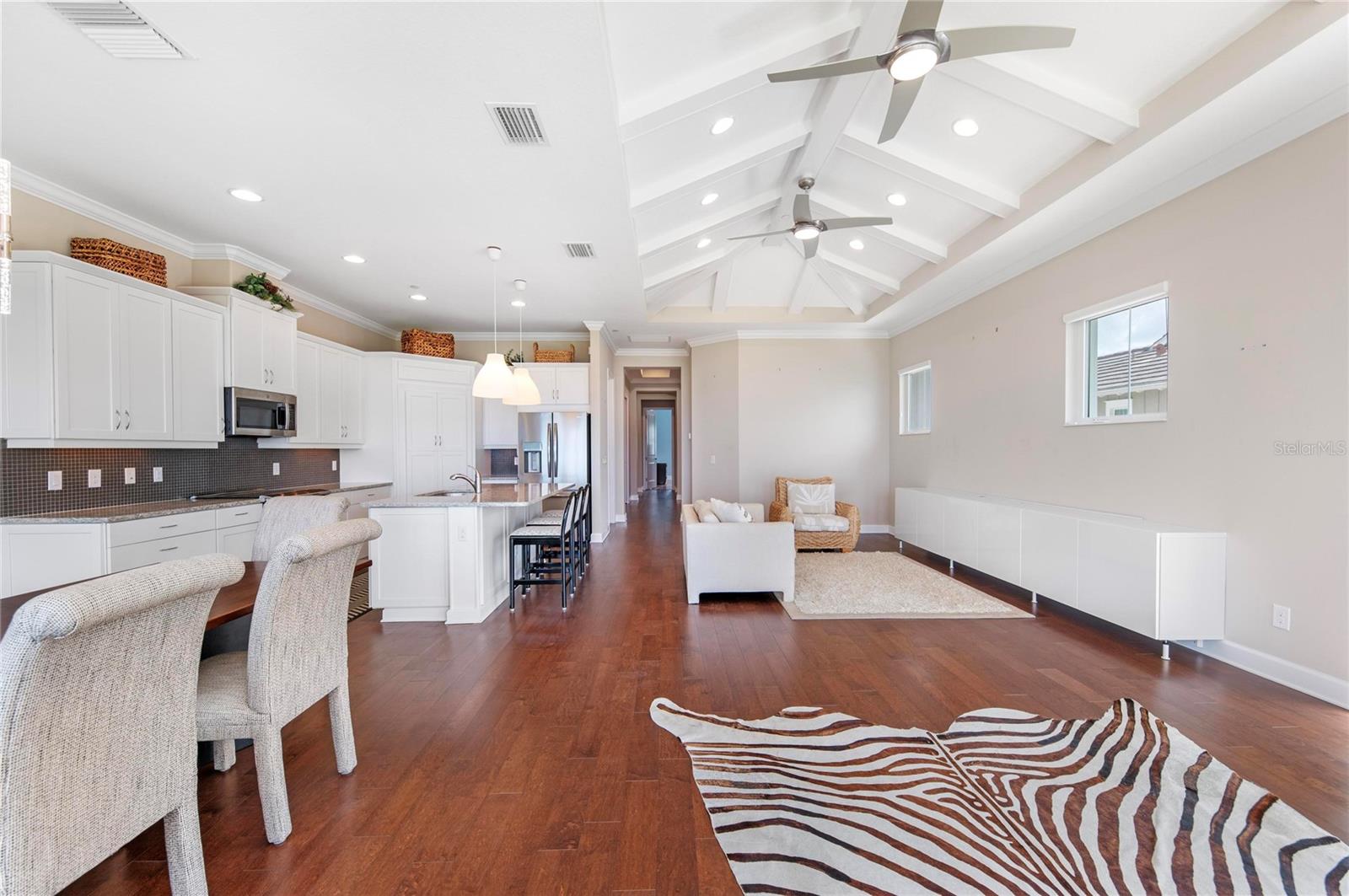 HARBOUR ISLE - EDGEWATER WALK - Residential