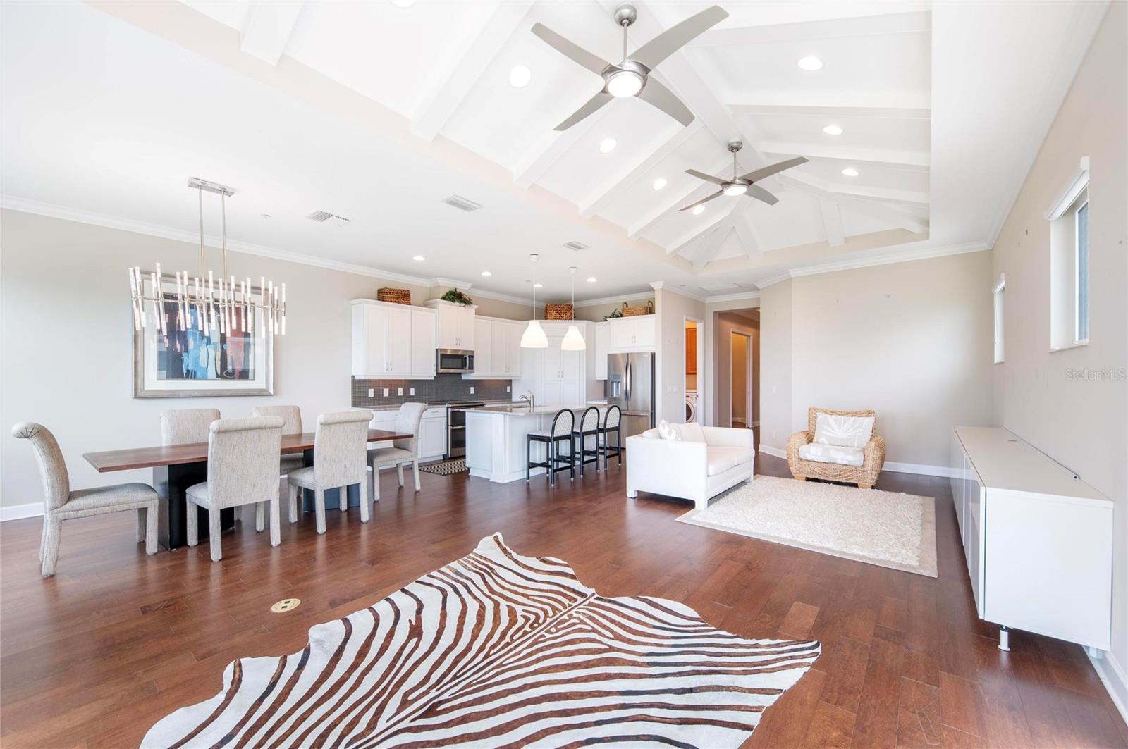 HARBOUR ISLE - EDGEWATER WALK - Residential