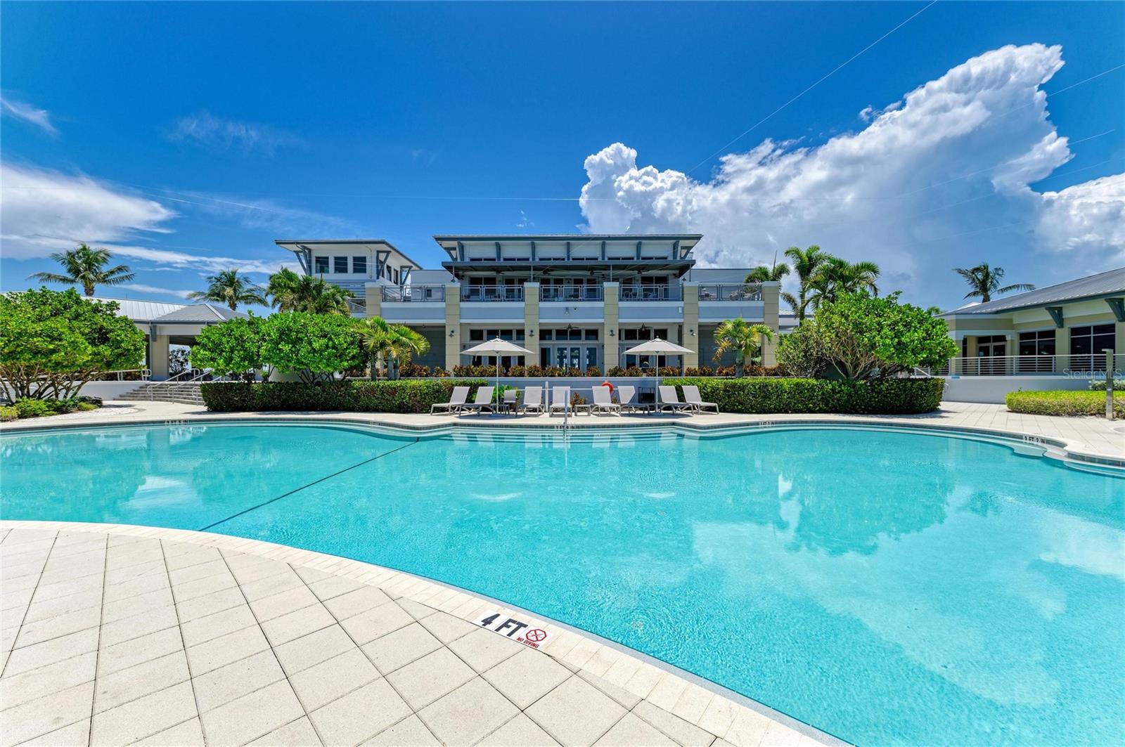 HARBOUR ISLE - EDGEWATER WALK - Residential