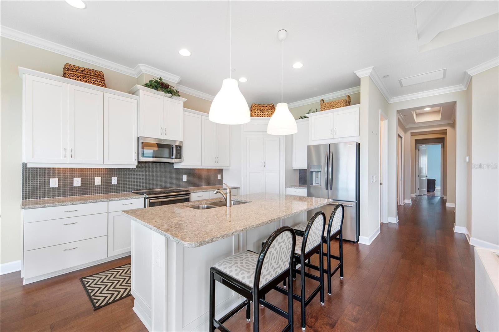 HARBOUR ISLE - EDGEWATER WALK - Residential