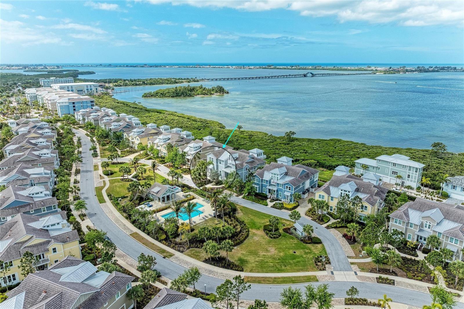 HARBOUR ISLE - EDGEWATER WALK - Residential