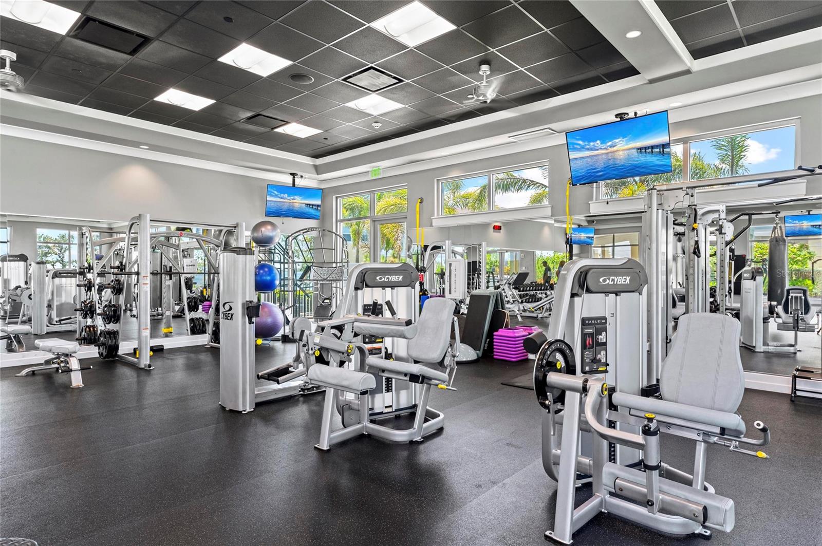 HARBOUR ISLE - EDGEWATER WALK - Residential