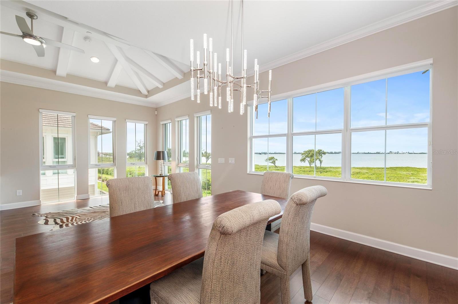 HARBOUR ISLE - EDGEWATER WALK - Residential