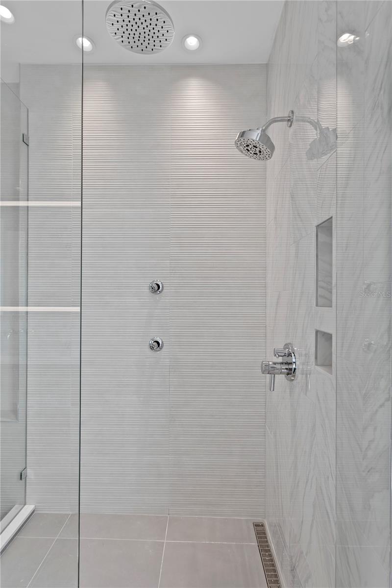 THE NOLEN - Residential