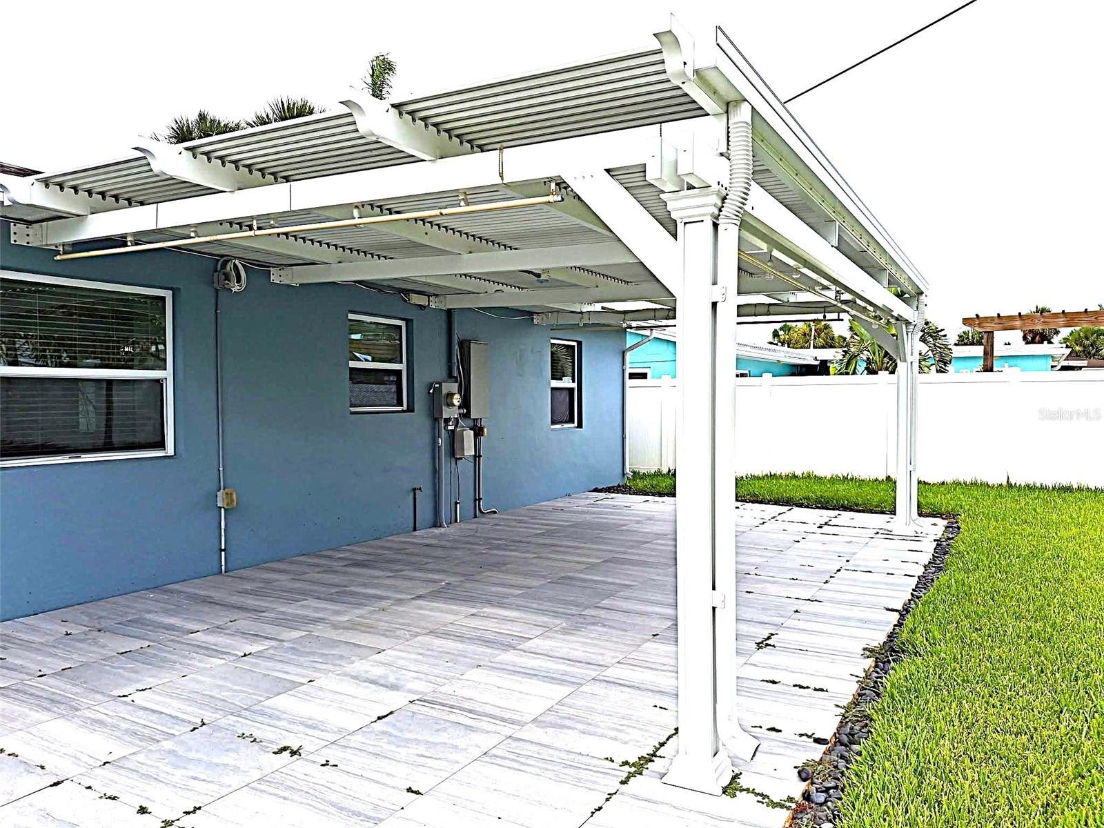 ST PETERSBURG BEACH NORTH UNIT 4 - Residential