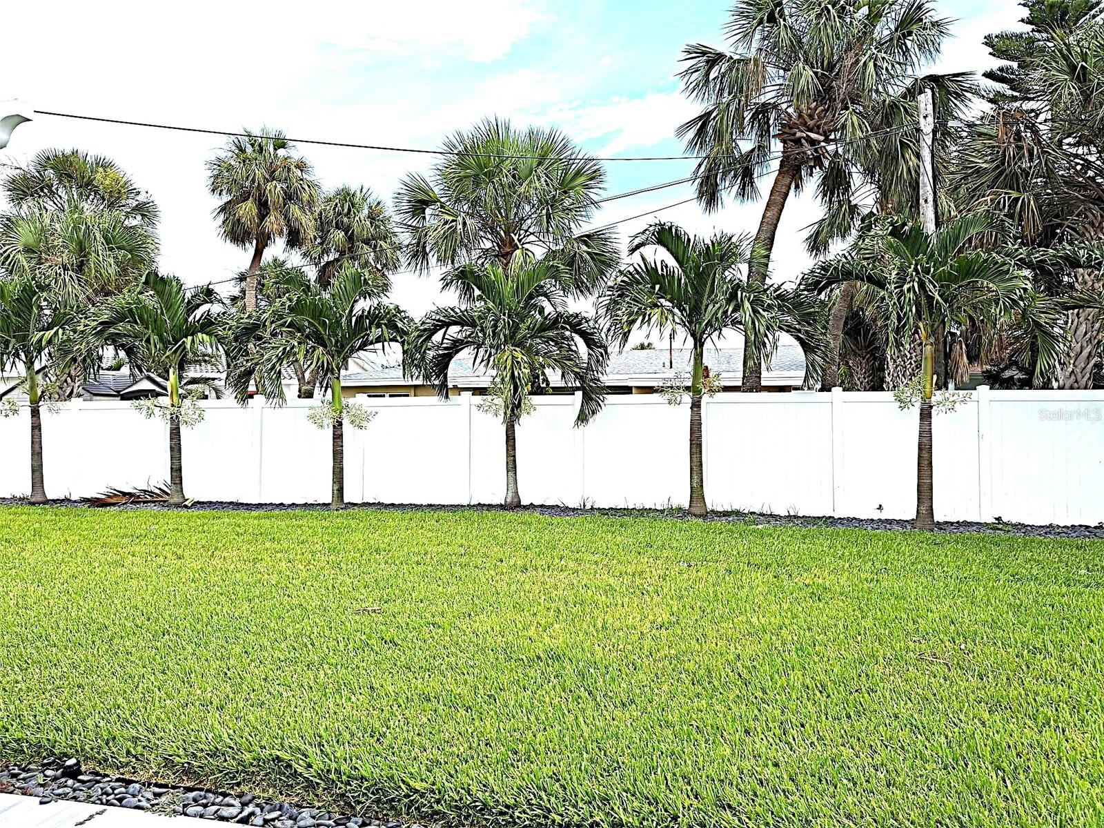 ST PETERSBURG BEACH NORTH UNIT 4 - Residential