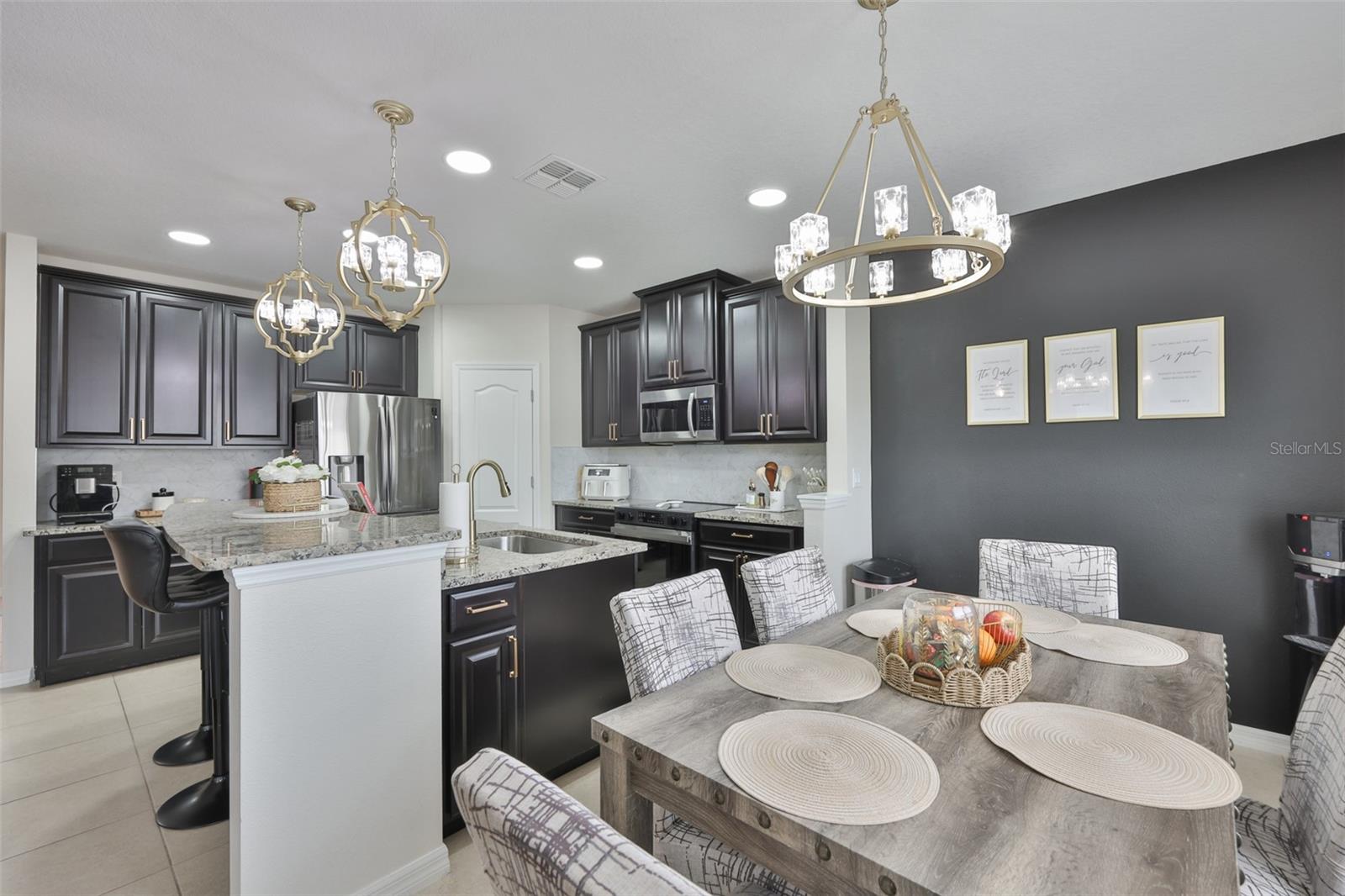 CARLTON LAKES PH 1A 1B-1 AN - Residential