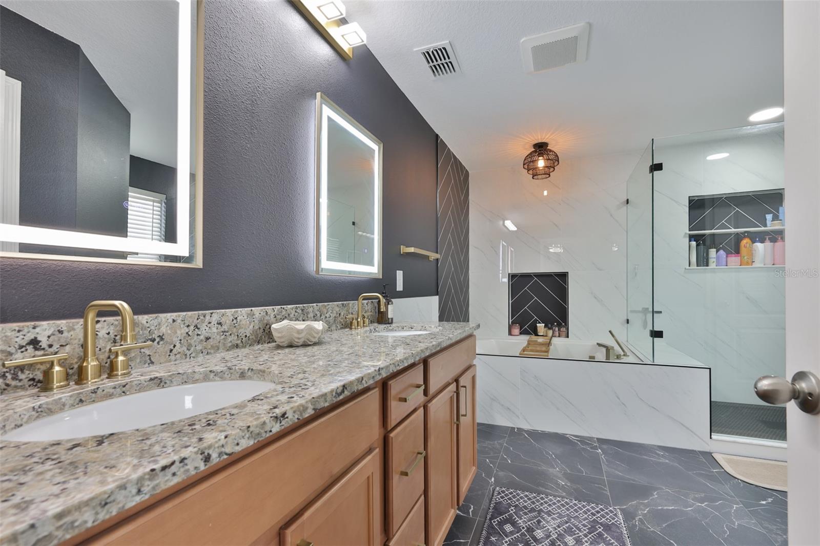 CARLTON LAKES PH 1A 1B-1 AN - Residential