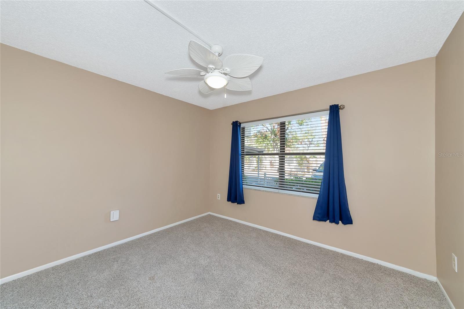 DESOTO SQUARE VILLAS - Residential Lease