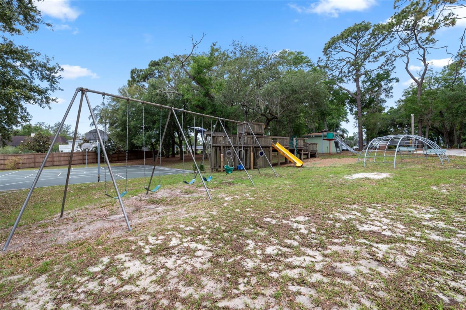 SPRING VALLEY CHASE - Residential