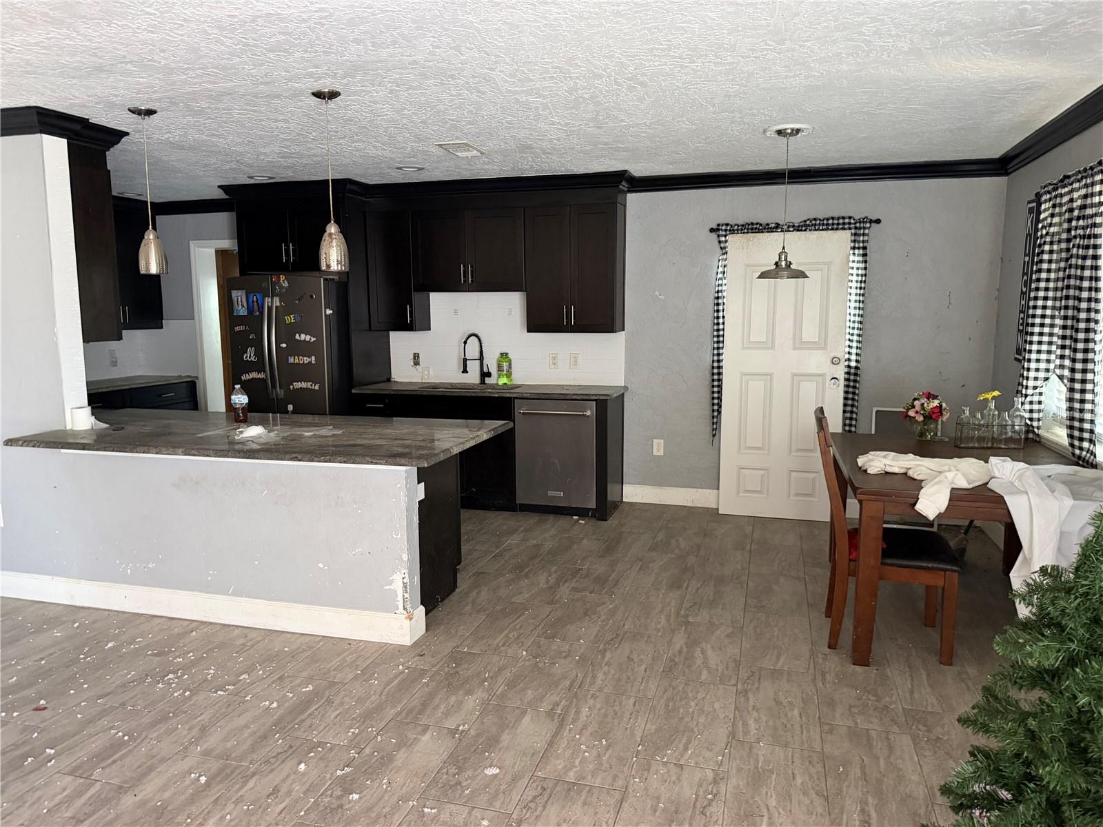 21545 GIBRALTER DRIVE, PORT CHARLOTTE, FL, 33952 3 21545 GIBRALTER DRIVE