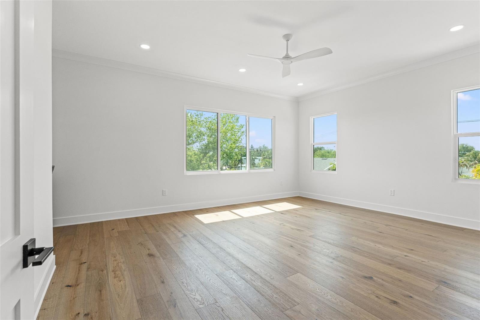 DAVIS ISLANDS PB10 PG52 TO 57 - Residential