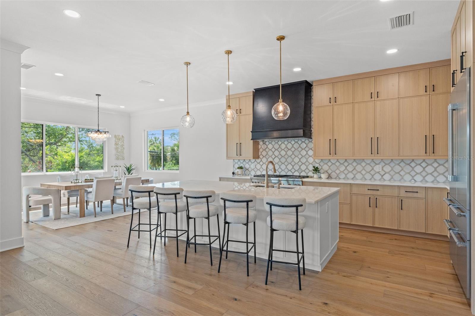 DAVIS ISLANDS PB10 PG52 TO 57 - Residential