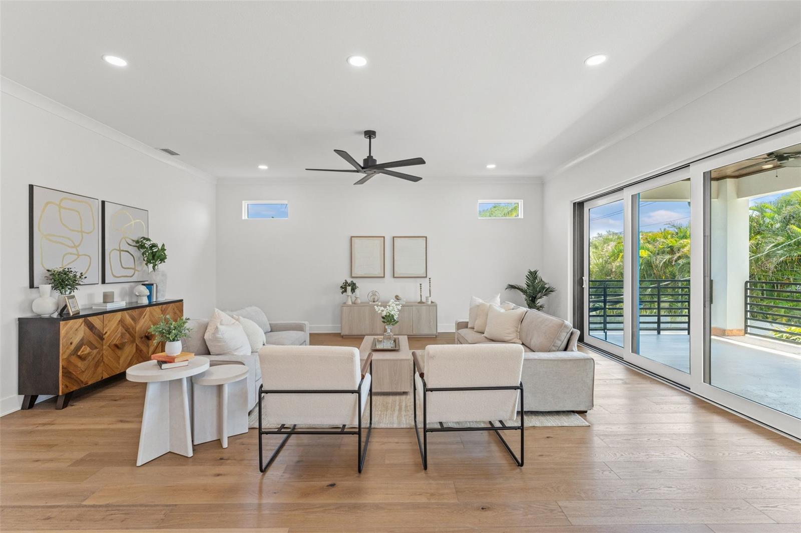 DAVIS ISLANDS PB10 PG52 TO 57 - Residential