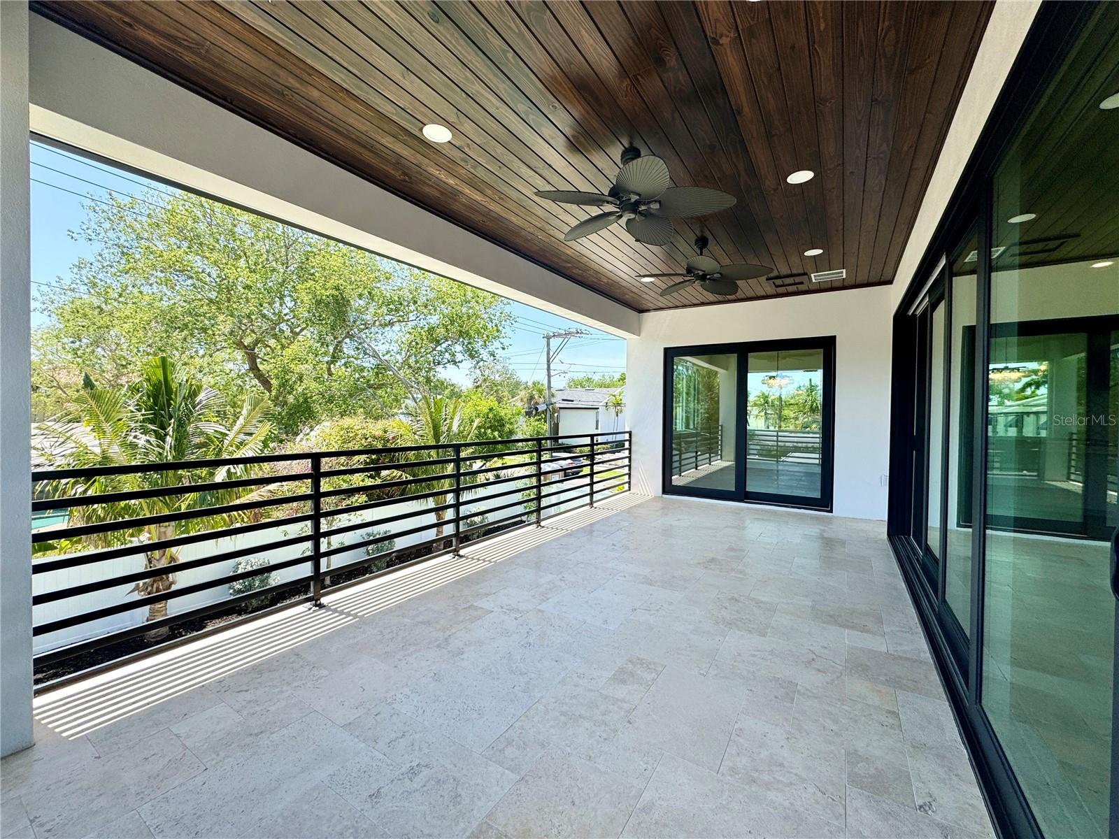 DAVIS ISLANDS PB10 PG52 TO 57 - Residential