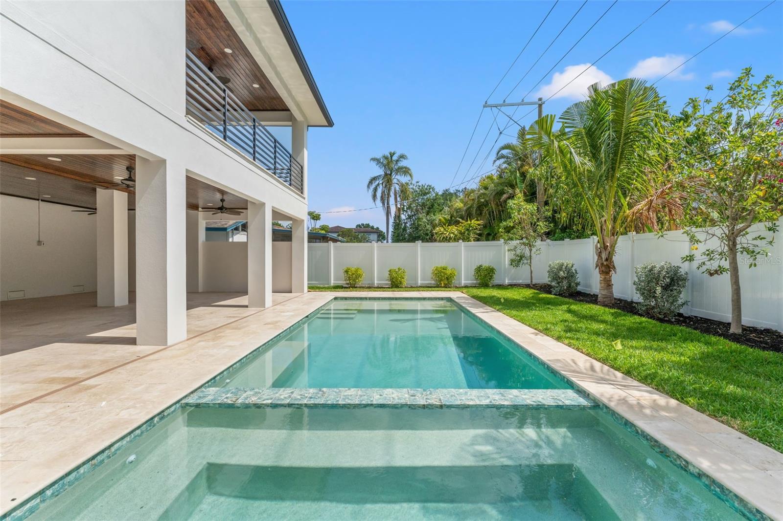 DAVIS ISLANDS PB10 PG52 TO 57 - Residential