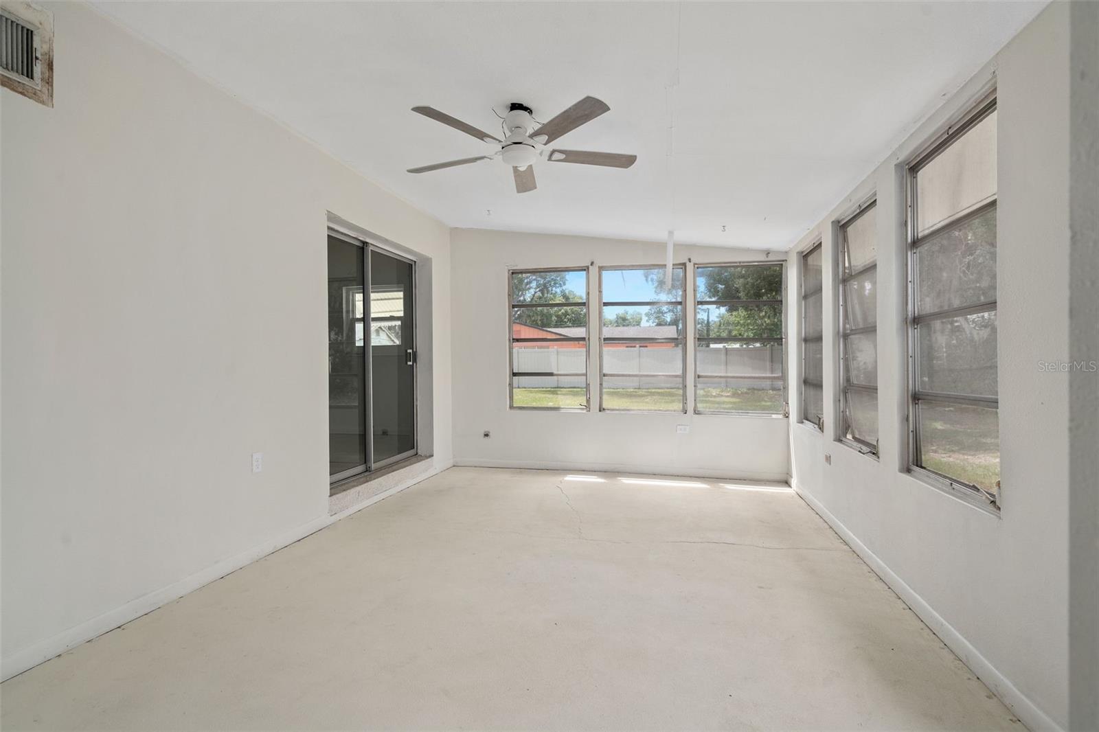BELLE AYRE ESTATES - Residential