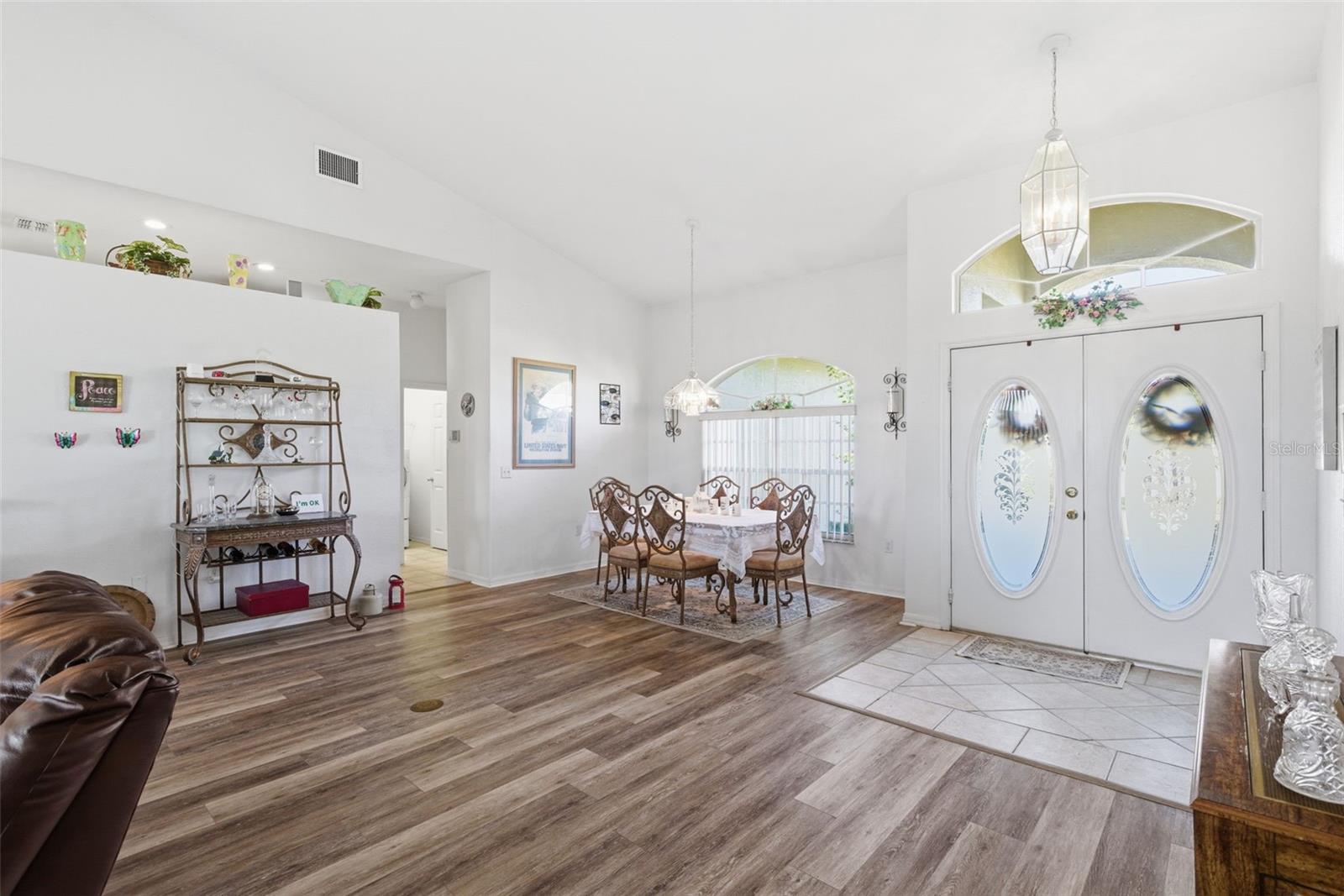 HUNTINGTON VILLAGE - Residential