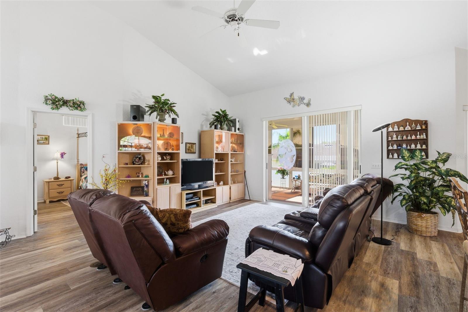 HUNTINGTON VILLAGE - Residential