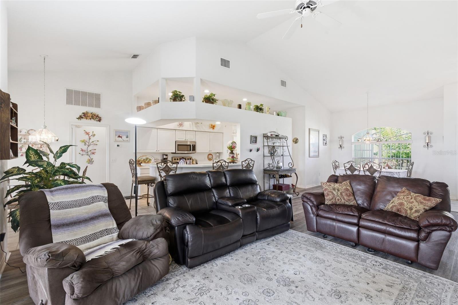 HUNTINGTON VILLAGE - Residential