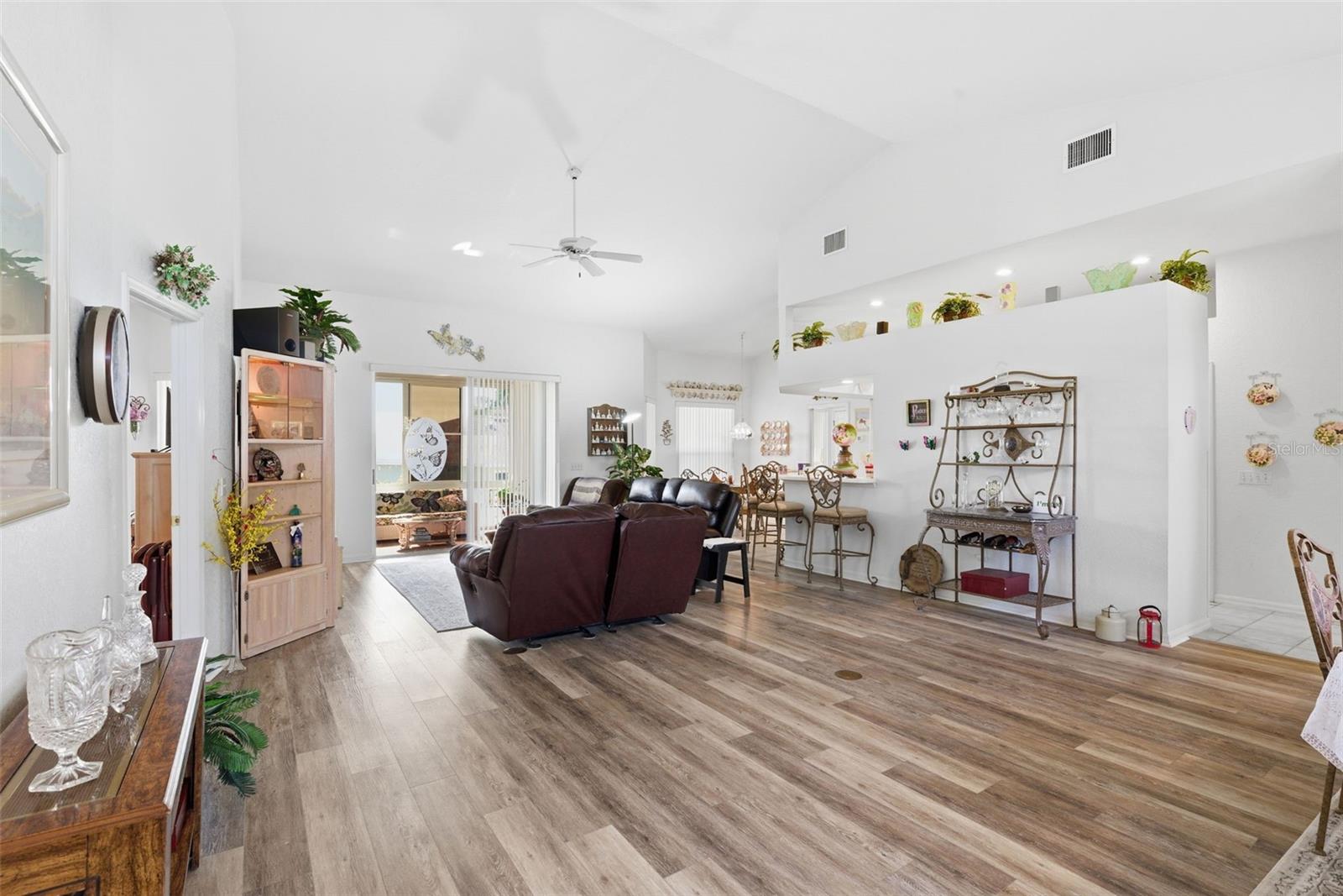 HUNTINGTON VILLAGE - Residential