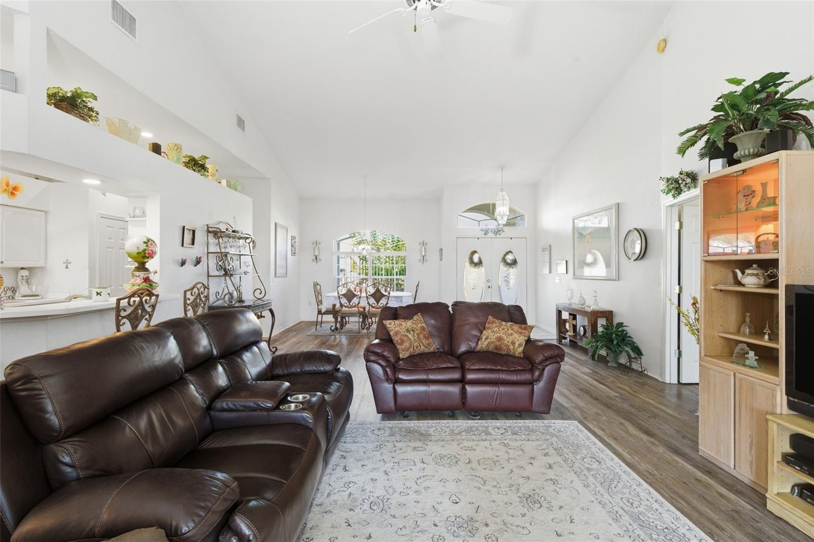 HUNTINGTON VILLAGE - Residential