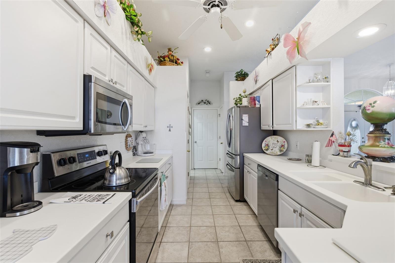 HUNTINGTON VILLAGE - Residential