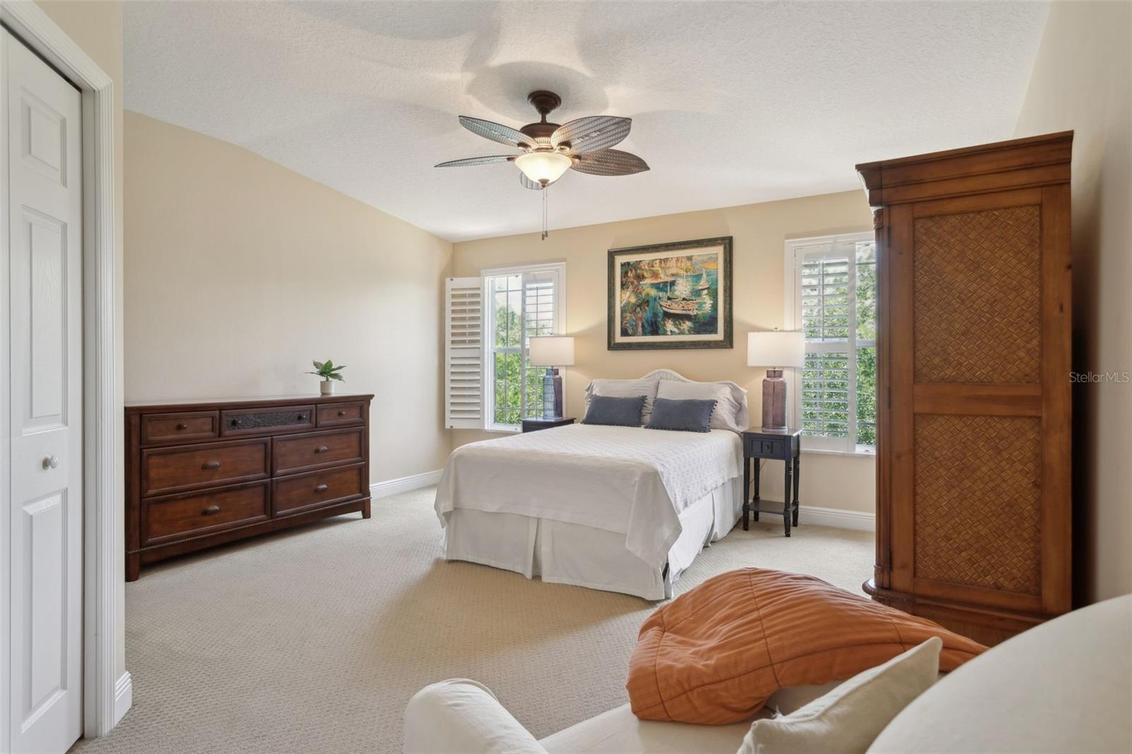542 HARBOR RIDGE DRIVE
