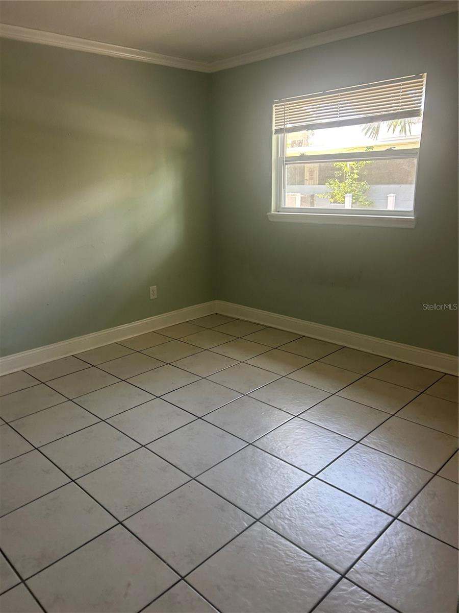 FERN PARK ESTATES - Residential Income