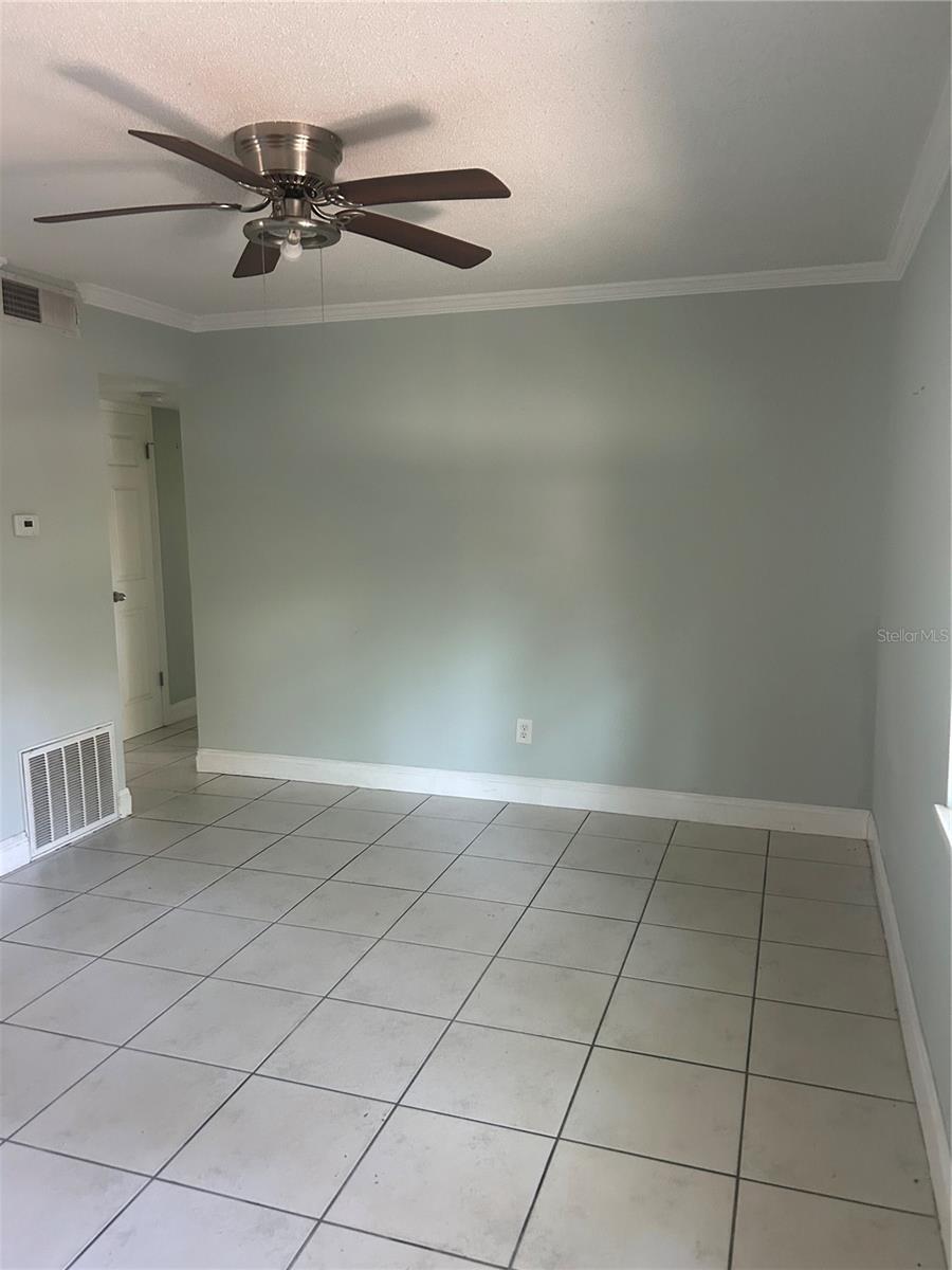 FERN PARK ESTATES - Residential Income