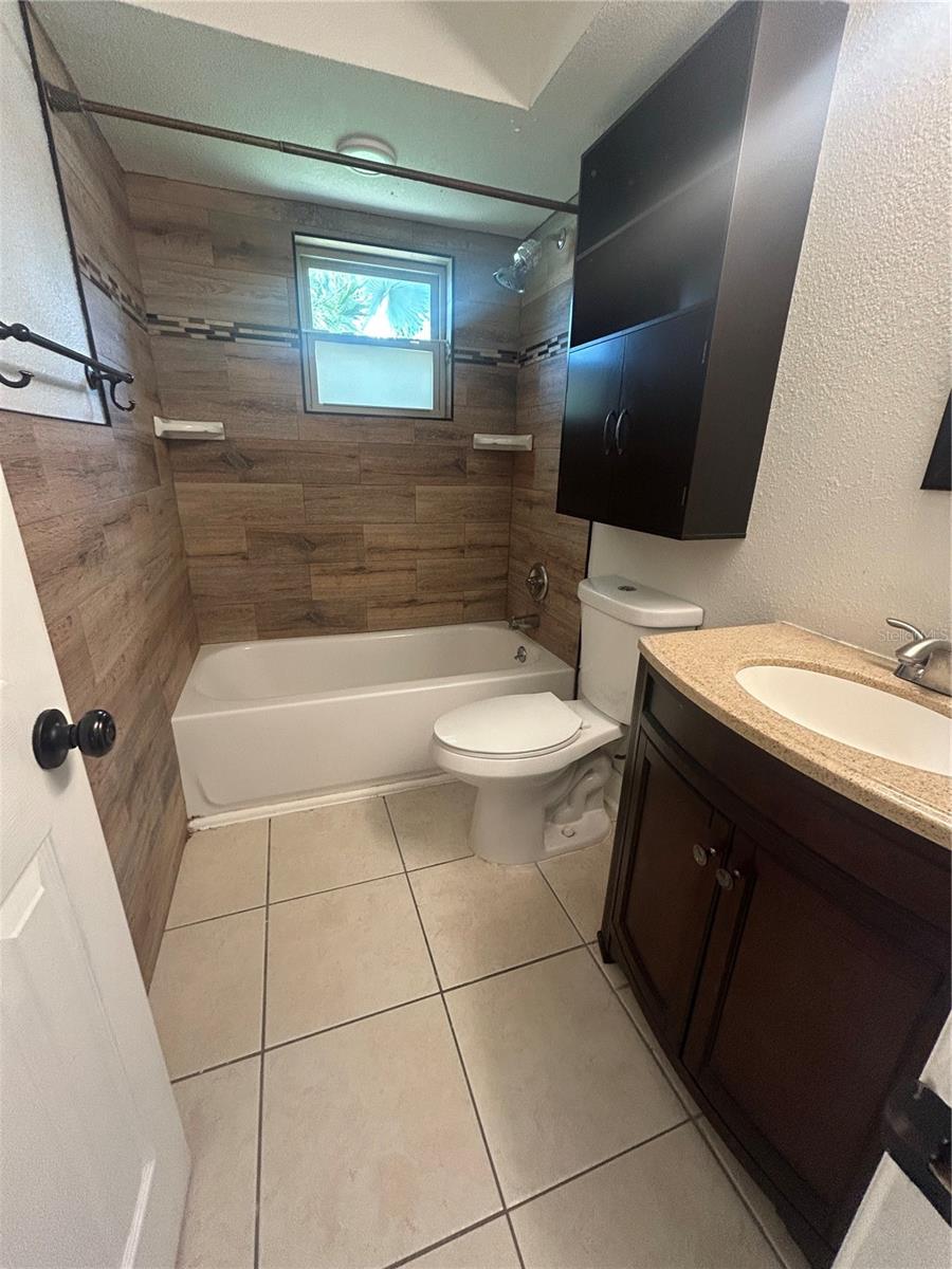 FERN PARK ESTATES - Residential Income