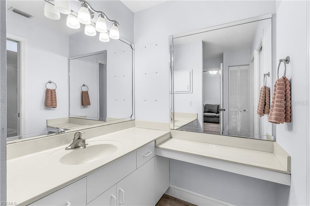 PUNTA GORDA ISLES SEC 15 - Residential