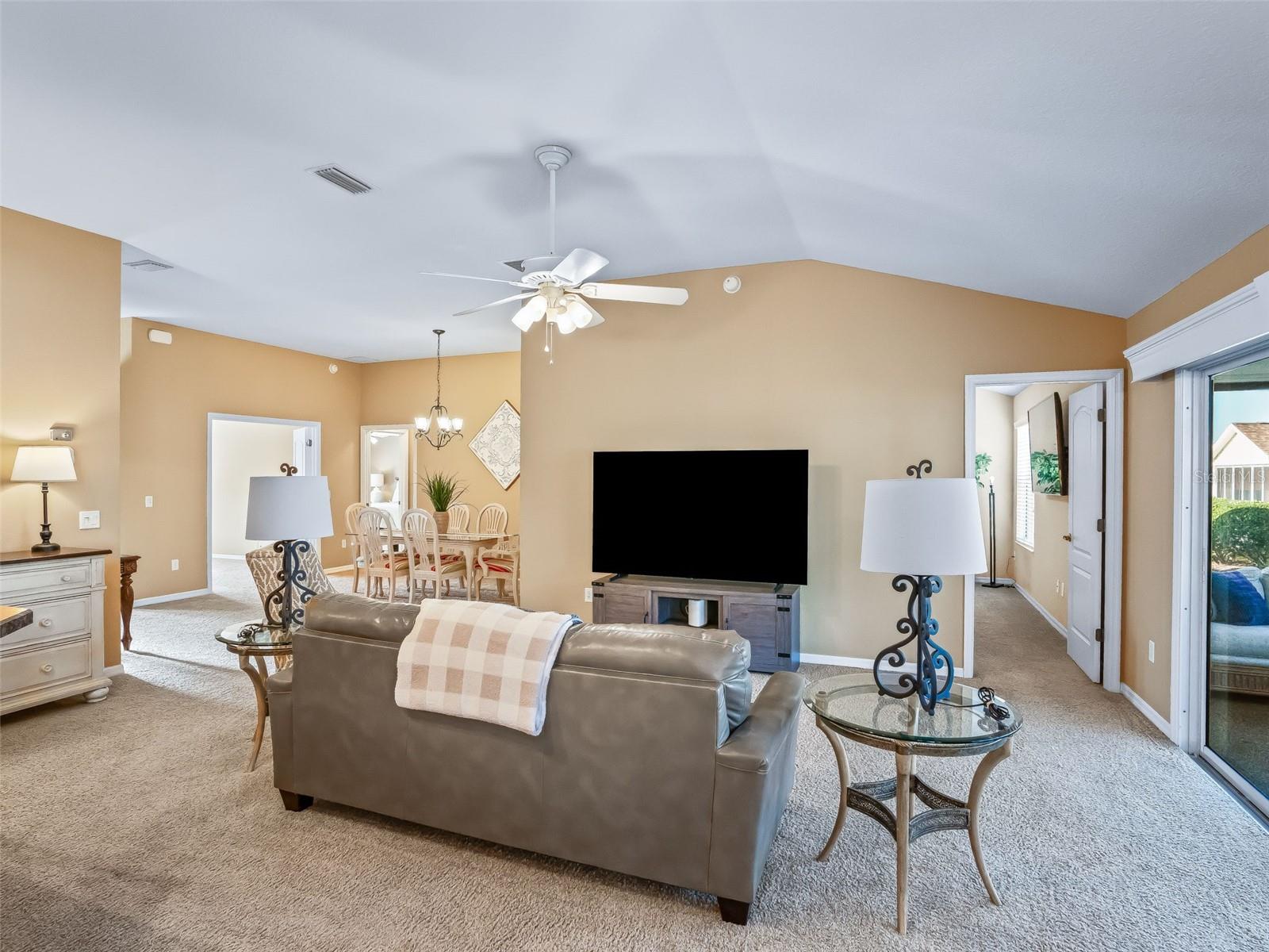 VILLAGES OF SUMTER - Residential Lease