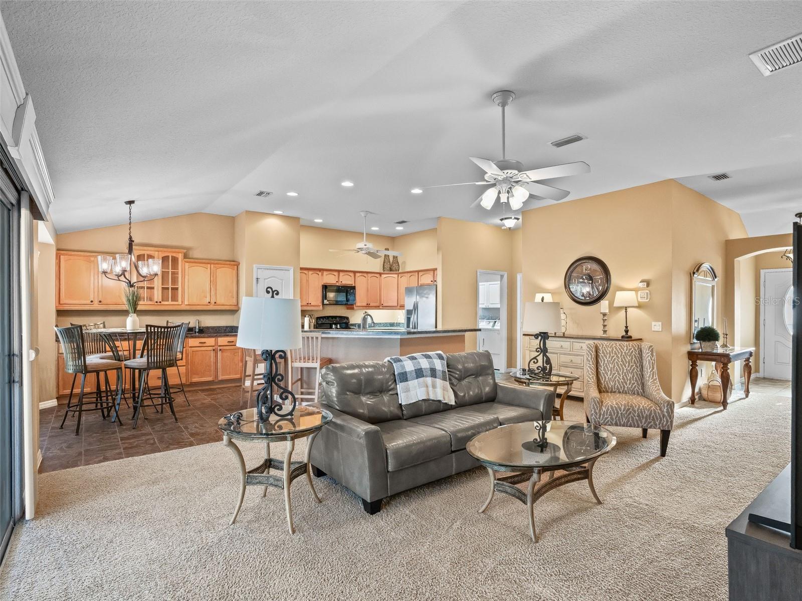 VILLAGES OF SUMTER - Residential Lease