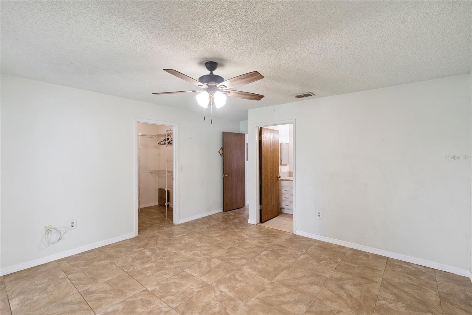 TAVARES RIDGE CONDO - Residential