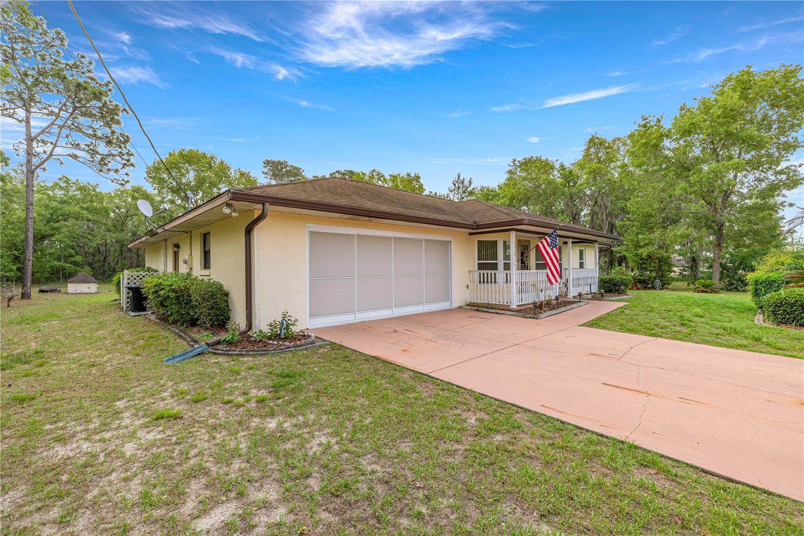 KINGSLAND COUNTRY ESTATE - Residential