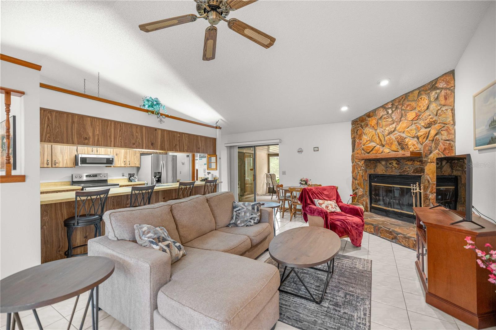 KINGSLAND COUNTRY ESTATE - Residential