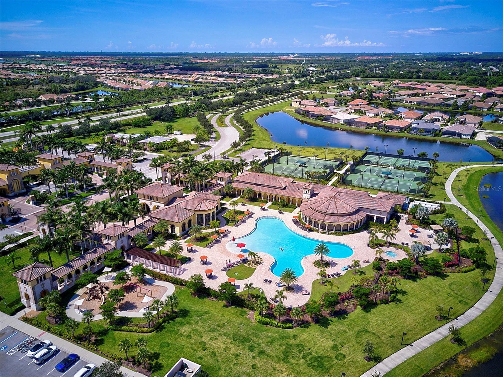 GRAN PARADISO PH 1 - Residential