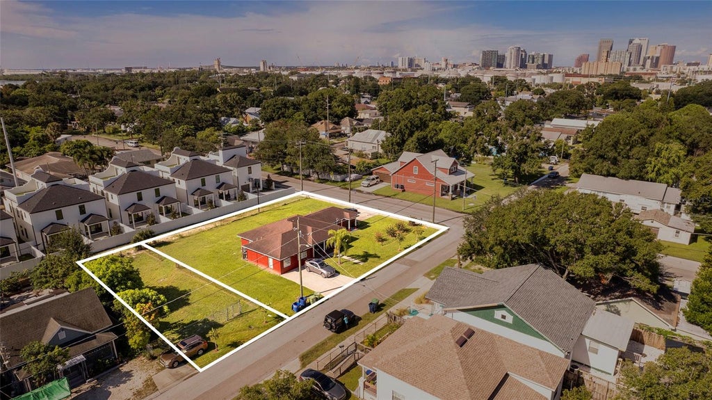Photo of 2603 Marconi Street, Tampa, FL 33605 (MLS # TB8555169)