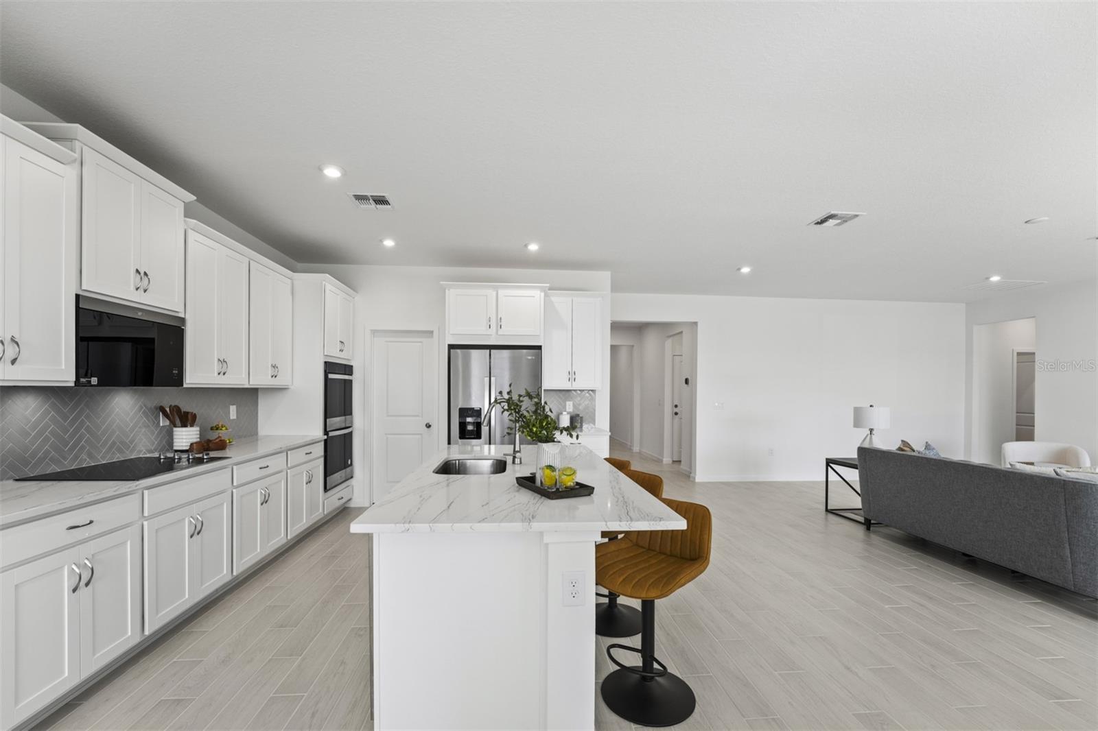 MEADOWLARK LANDING - Residential