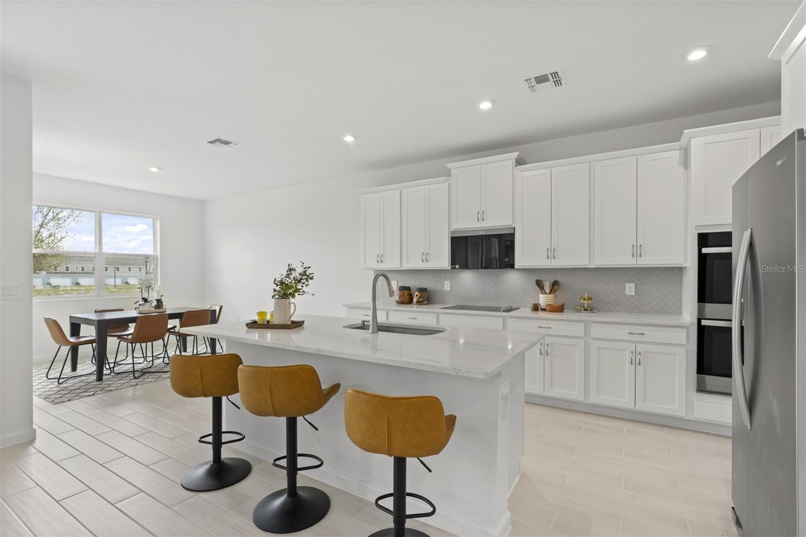 MEADOWLARK LANDING - Residential