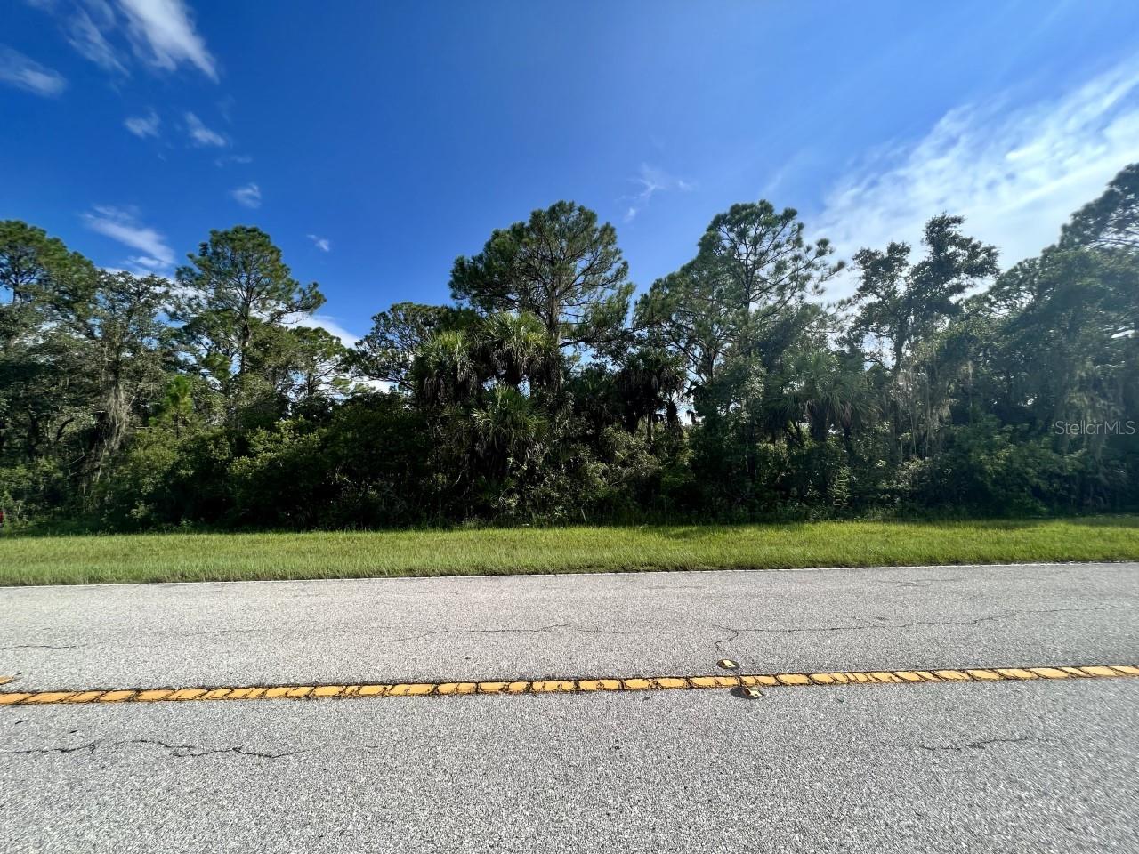 PORT CHARLOTTE SEC 049 - Land