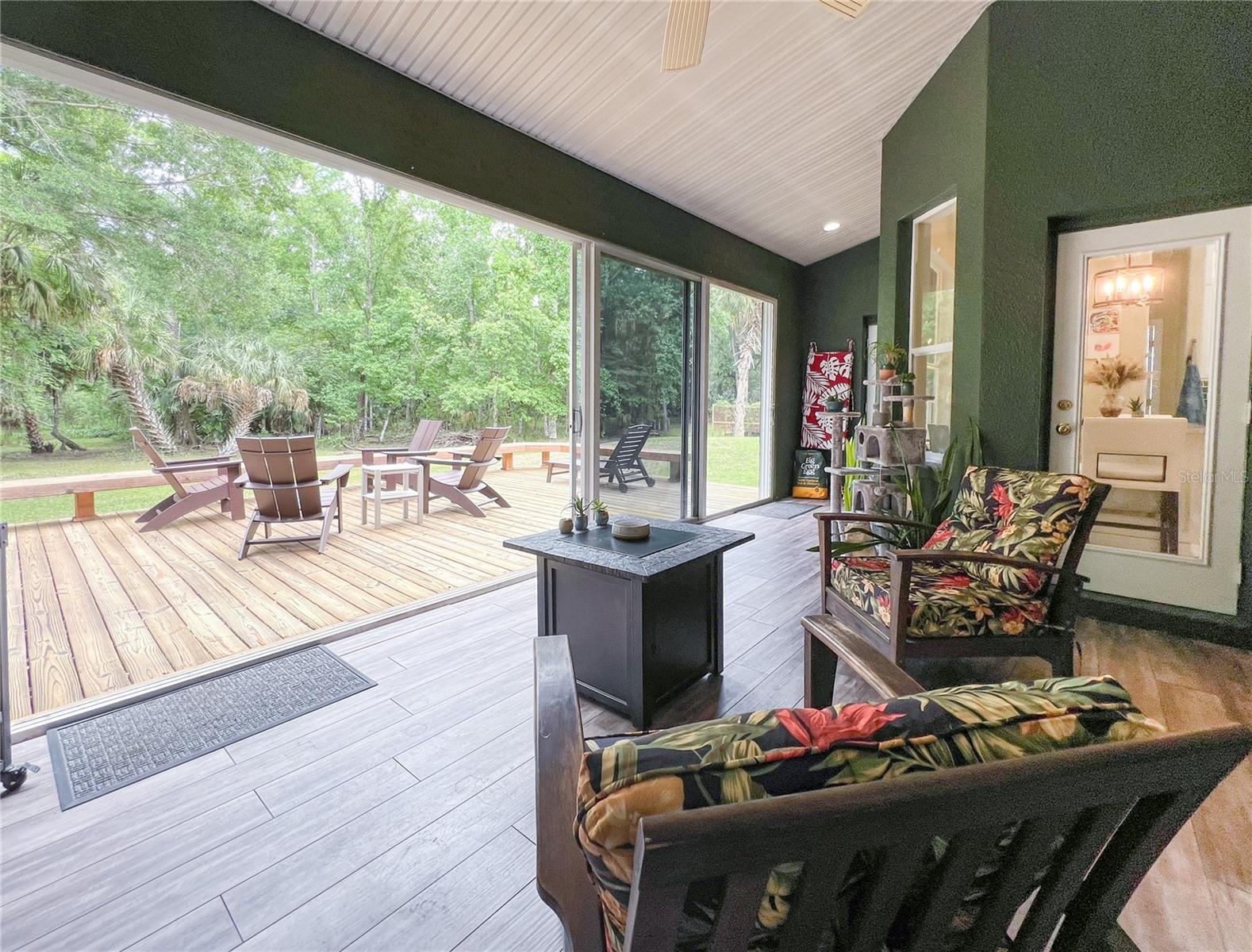 HOMESTEADS SADDLEWOOD - Residential