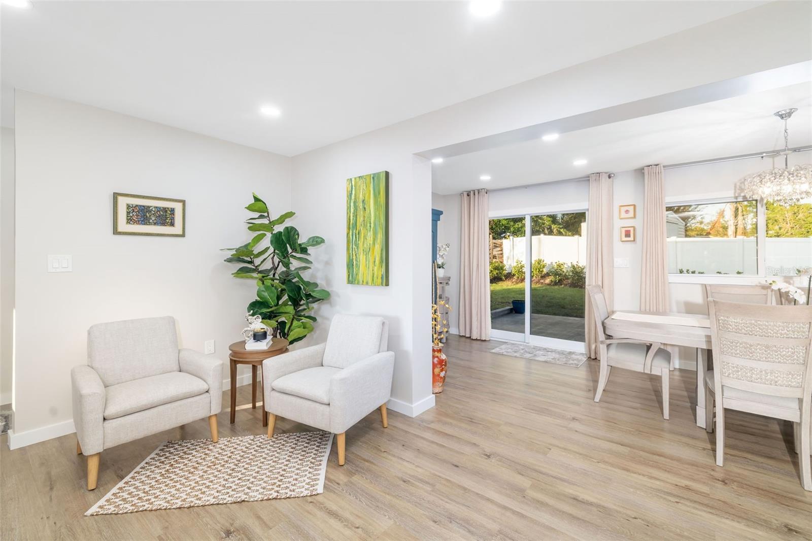 RIVER FOREST - Residential