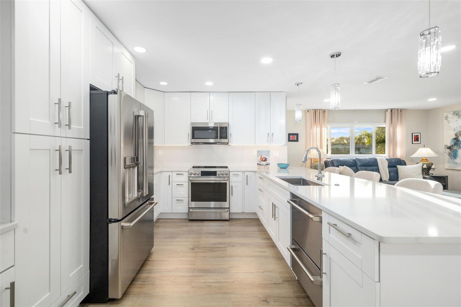 RIVER FOREST - Residential