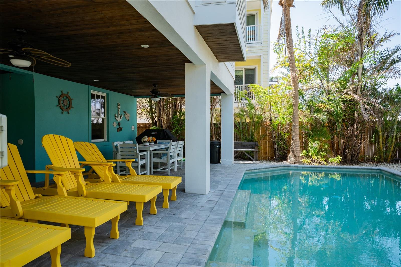 ILEXHURST - Residential