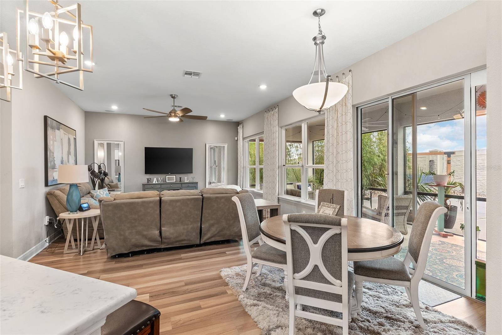 VENEZIA SOUTH - Residential