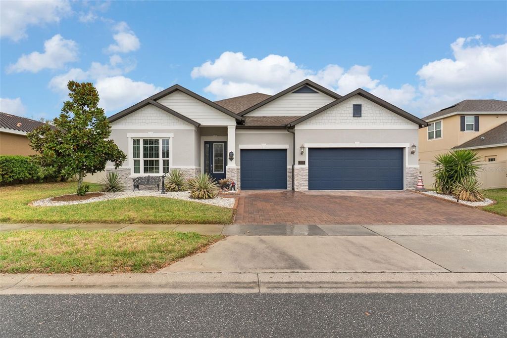 Photo of 203 Messina Place, Howey In The Hills, FL 34737 (MLS # O6389003)