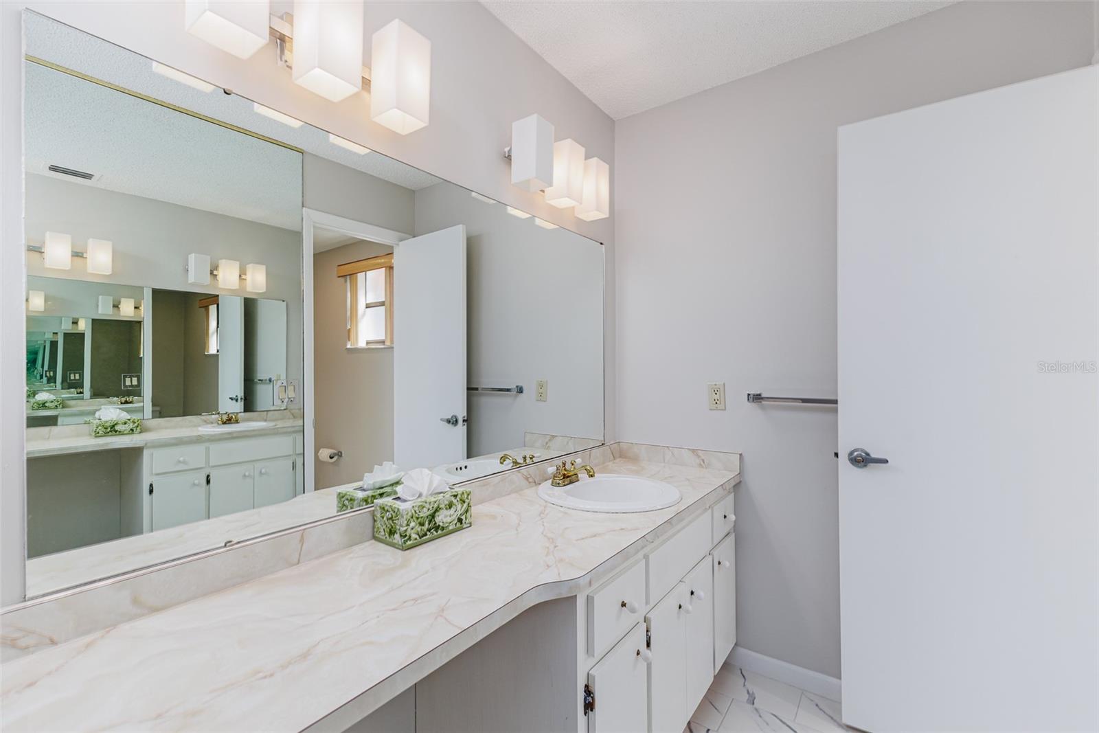 WINTERSET NORTH - Residential