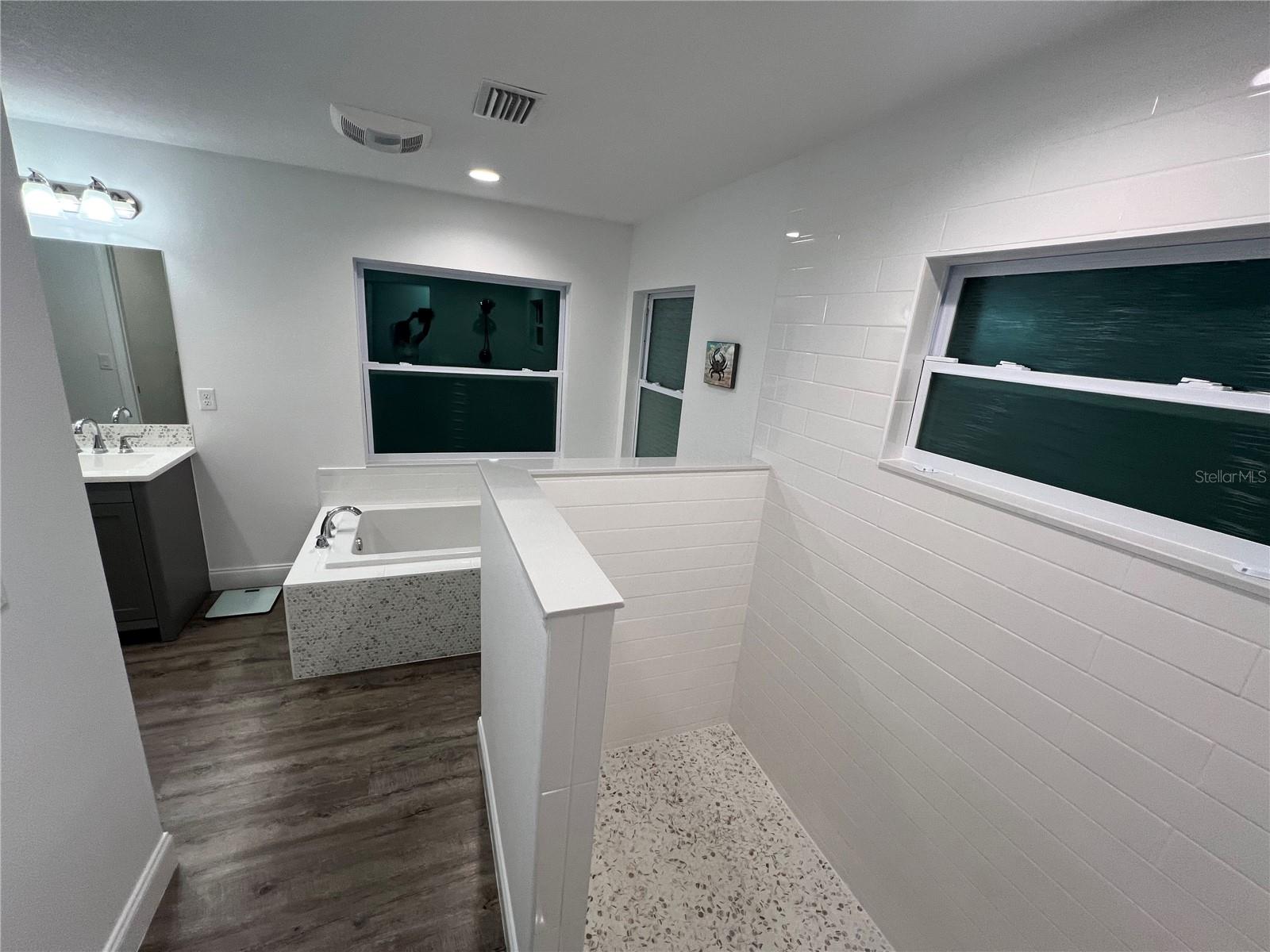 GOLF CLUB ESTATES - Residential